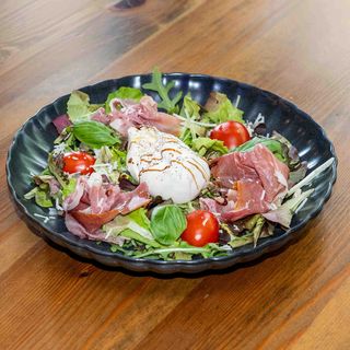 Prosciuto e burrata salata