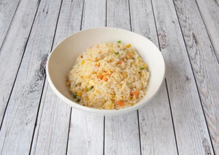 Arroz Frito Con Tres Delicias