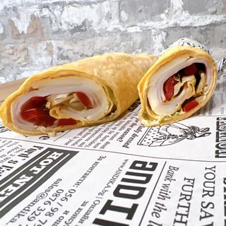 Доматена тортила с пуешко филе