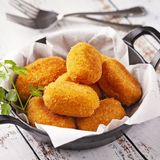 Croqueta de Cochinillo y Manzana (6 uds.)