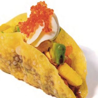 120-Crispy Taco Salmón