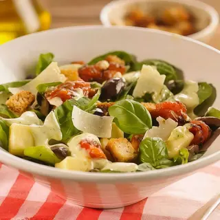 Ensalada Mediterránea