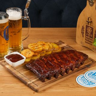 ღორის ნეკნები ბარბექიუ სოუსით