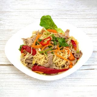 Fried noodle with pork