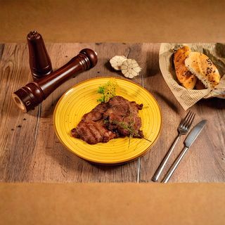 Ceafă fragedă de porc