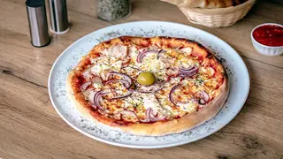 BBQ pizza