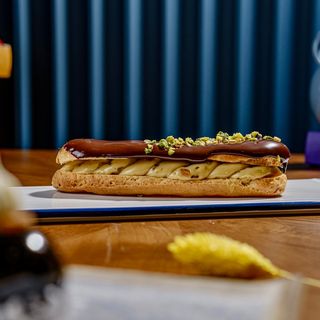 ეკლერი ფისტას კრემით