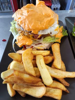 Hamburguesa Doña Petra