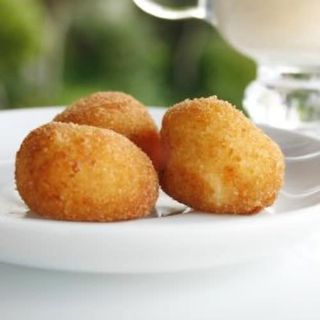 Bolas De Queso y Chili (6 uds)