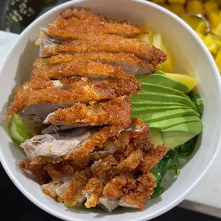 Poke de pato y aguacate grande