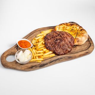 Pljeskavica u lepinji