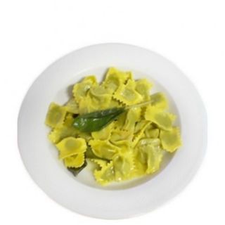 Agnolotto del plin con burro e salvia