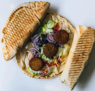 PITA Kebab Rollo Falafel