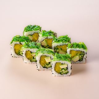 Բանջարեղենով ռոլլ