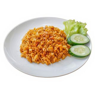 Nasi goreng con pollo
