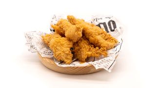 Tiras De Solomillo De Pollo Crujiente (5 Uds.) + Salsas (2 Uds.)