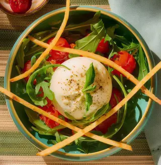 Burrata Fresca Con Cherrys Confitados