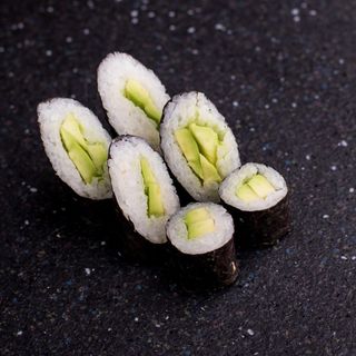 Маки з авокадо