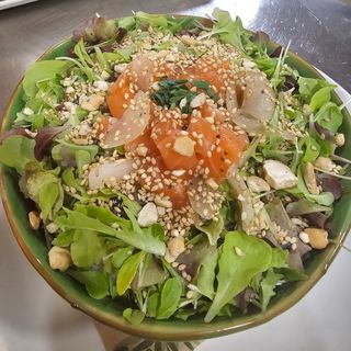 Poke hawaiano tradicional SALMON