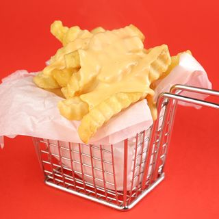 კარტოფილი ფრი ყველის სოუსით