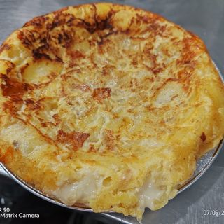 Tortilla de cheddar y bacon