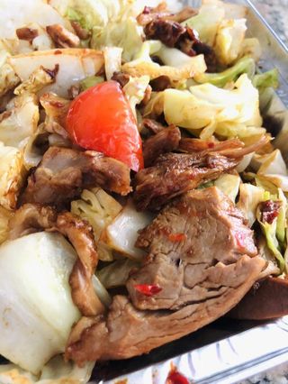 36.ANATRA CON VERZE IN SALSA PICCANTE