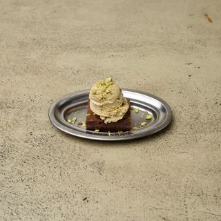  Brownie de sésamo y chocolate