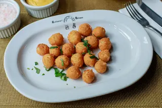 Bulete de cașcaval