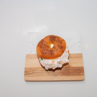 Bagel & losos krem sir