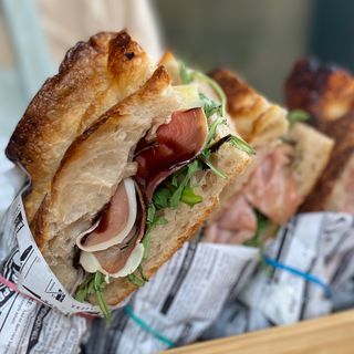 Sandes de Presunto com Queijo de Ovelha