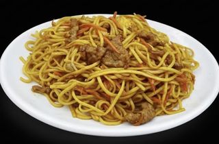 Tallarines Fritos Con Ternera