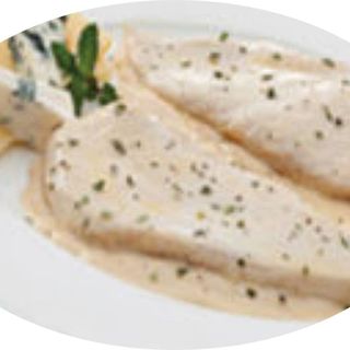 Pechugas de Pollo en Salsa de Mango y Curry con Guarnición