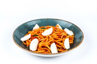 Spaghetti con Pomodoro e Bufala