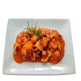 Calamares Con Salsa Picante