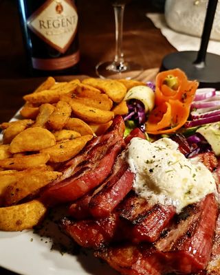 Dimljena rebarca na kajmaku