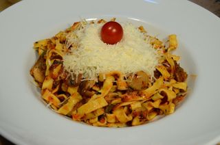 Tagliatelle picante cu ciuperci