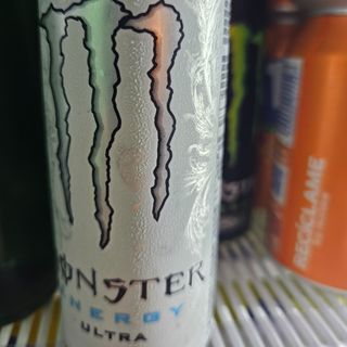 Monasterio ultra 250 ml  bebida energética 