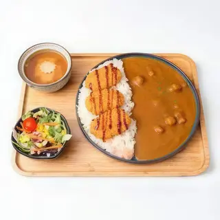 33. Korokke curry