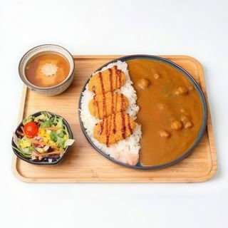 33. Korokke curry