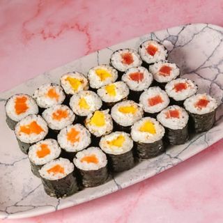 Maki Mix (24 piezas)