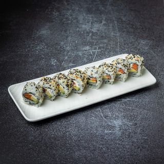 Salmon Avocado Roll 8 komada