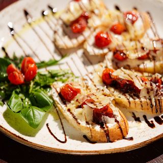 Bruschetta sa cherry paradajzom 280 gr