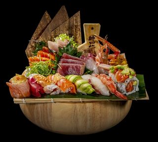 77. Sushi sashimi royal