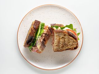 Хрусткий мелт з тунцем