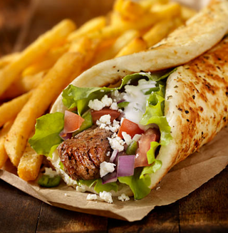 Menú durum de falafel