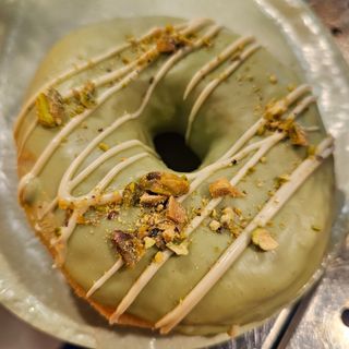 SUPERDONUT DE PISTACHO