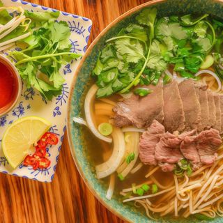 Pho Bo Nam Dinh Beef (Pequeño)