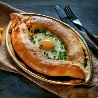 Хачапури по-аджарски