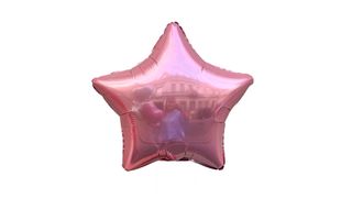 მუქი ვარდისფერი ფოლგირებული ვარსკვლავი