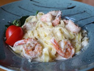 Паста з креветками/Pasta with shrimp (370g)